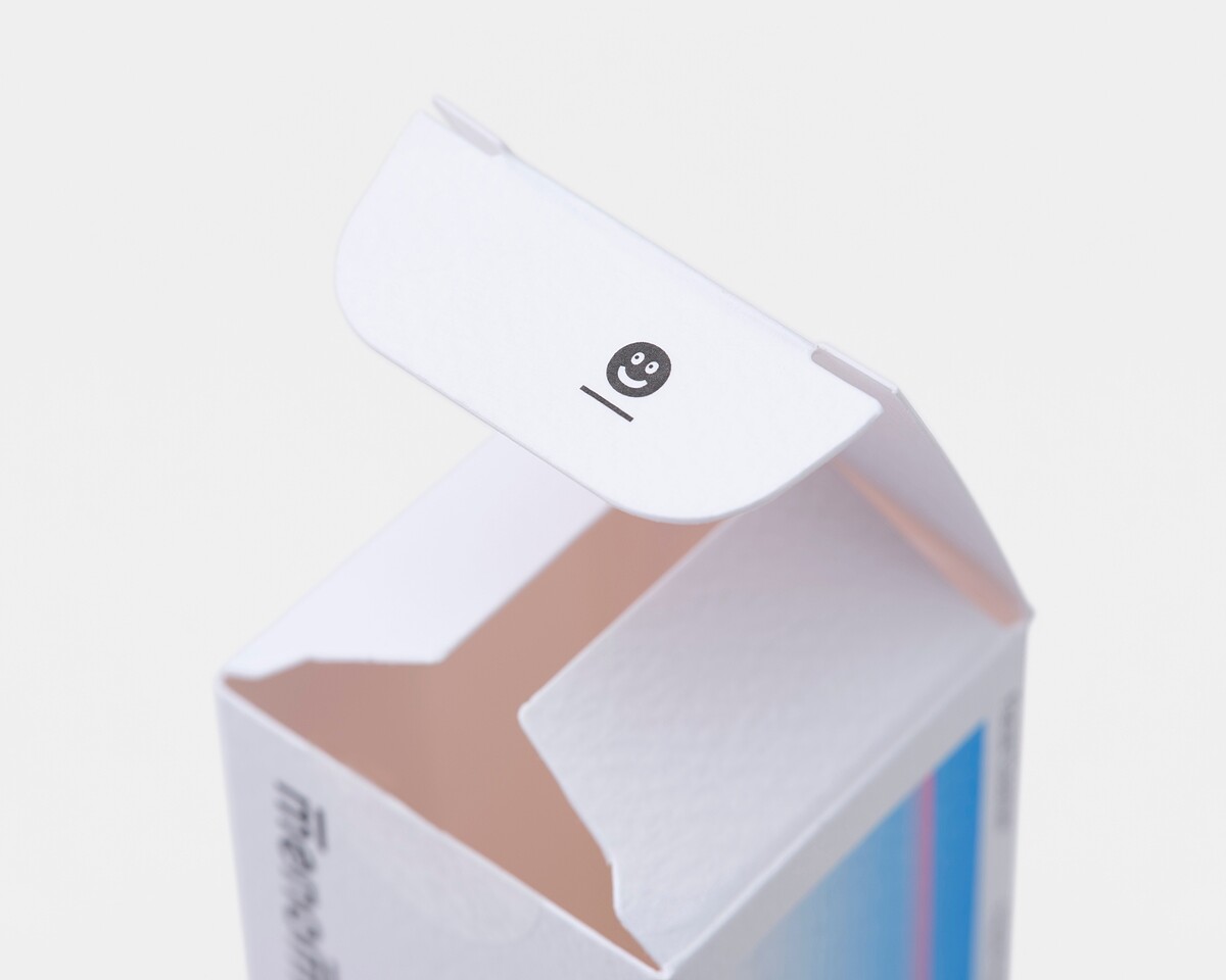 m̄enom̄eno ⨉ Weight Books Fc溫和潔面露160ml，NT680