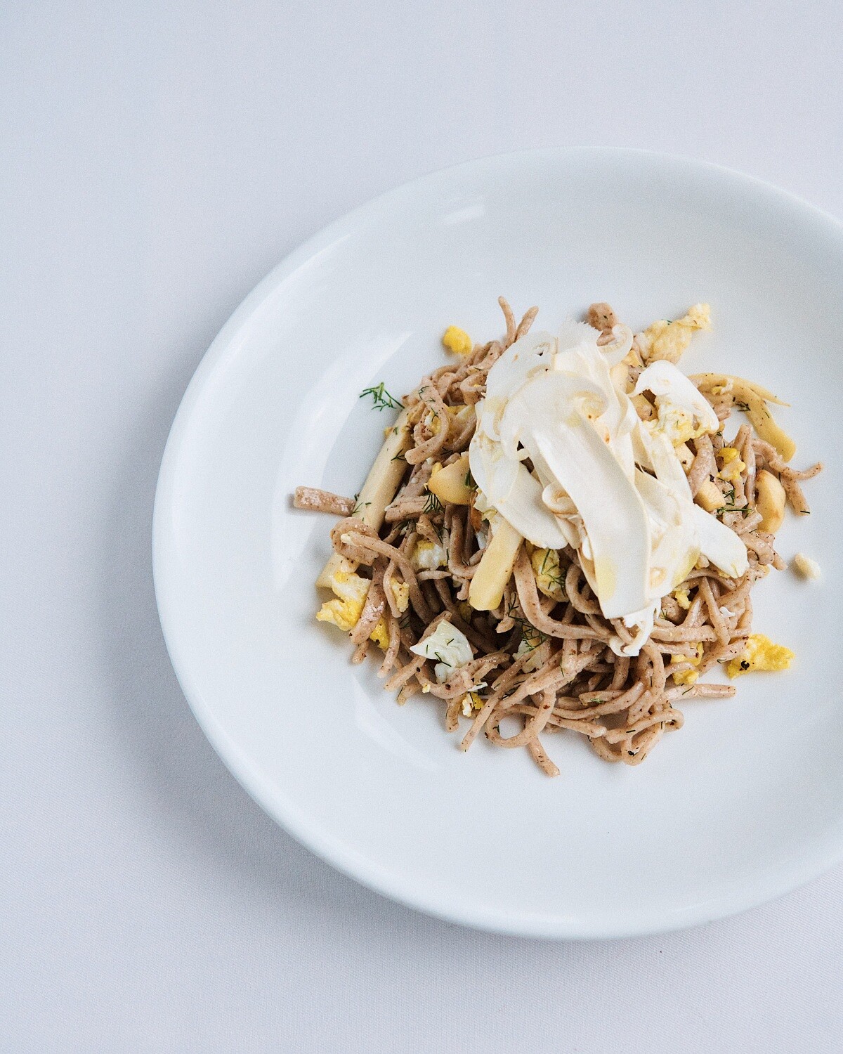 遊客可以品嚐到如 Shamu Datshi 等傳統菜餚。