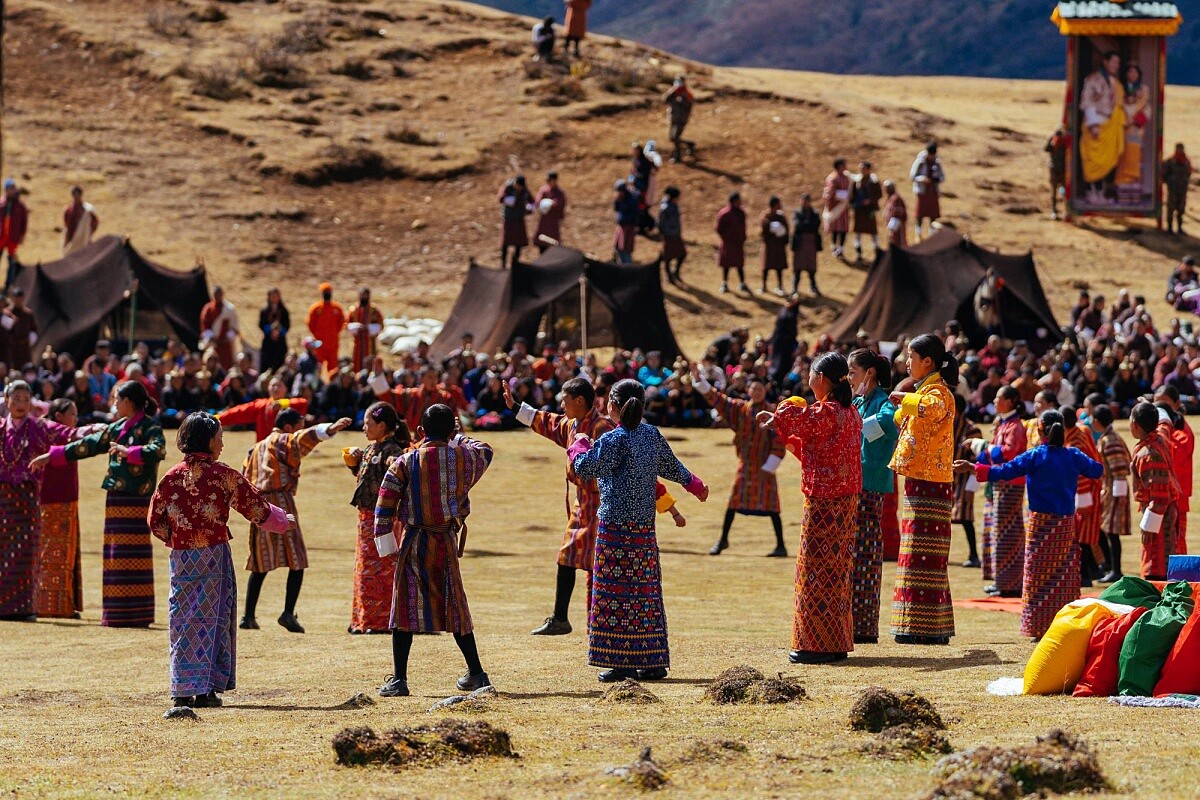 展示了高地居民真實而樸實的生活，