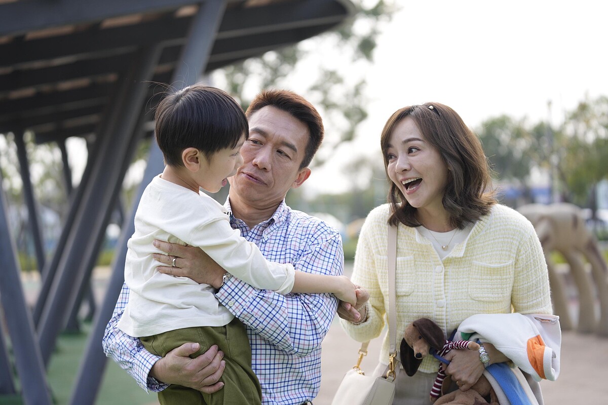 《今夜一起為愛鼓掌》季芹、郭子乾合作多年首次結成夫妻。