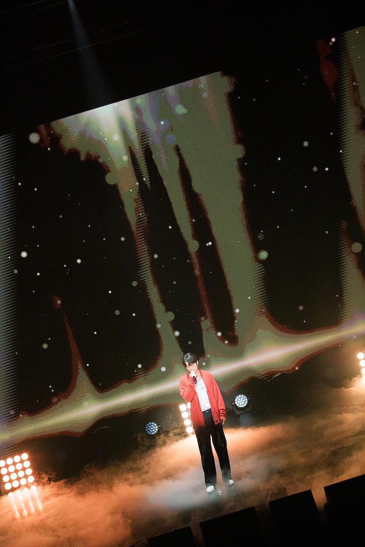 張基龍在日本見面會演唱