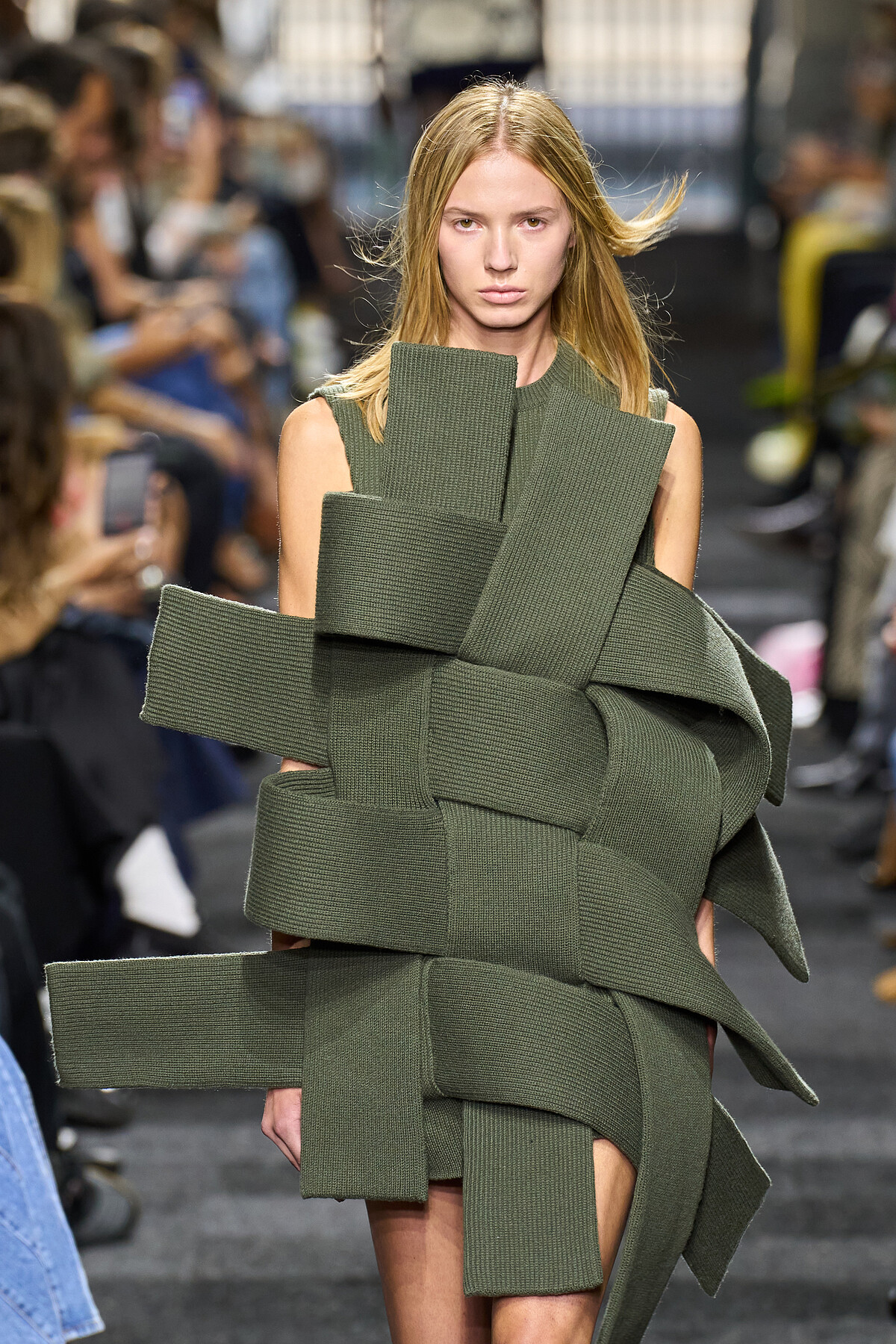 JW Anderson2025SS系列。