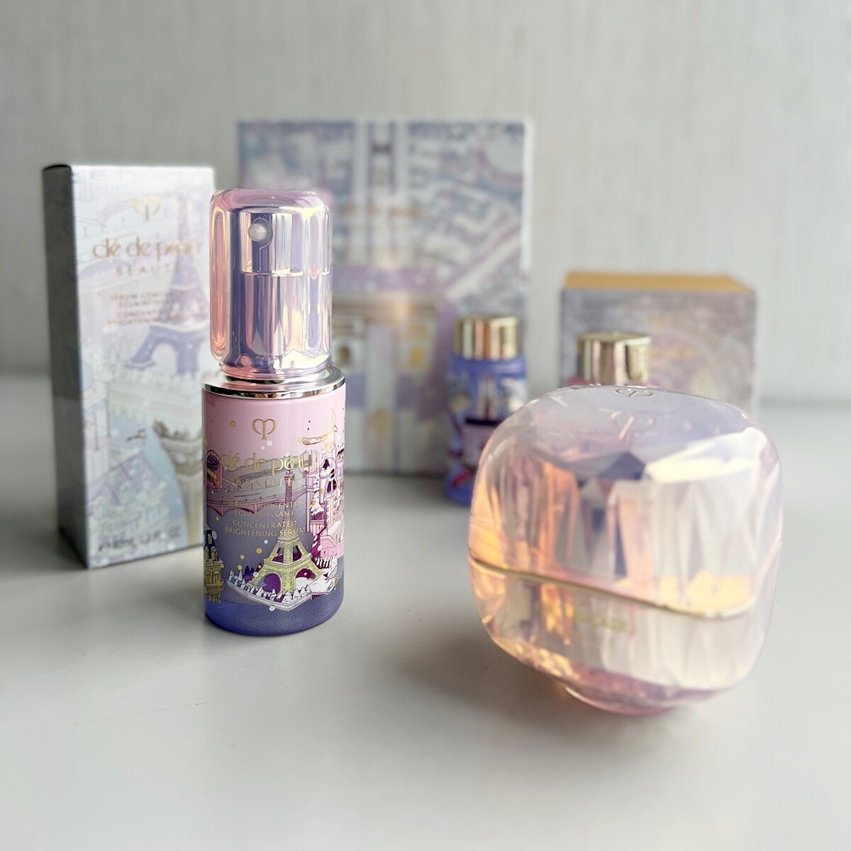 肌膚之鑰幻遊巴黎年度限量系列激光鑽白菁萃40ml，NT5,800