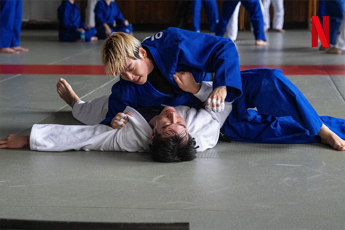 看金宇彬過肩摔真過癮