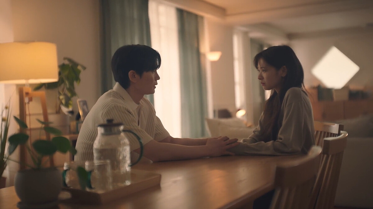 宋鉉濬冷靜又堅定地告訴裵石榴「我會治好你」