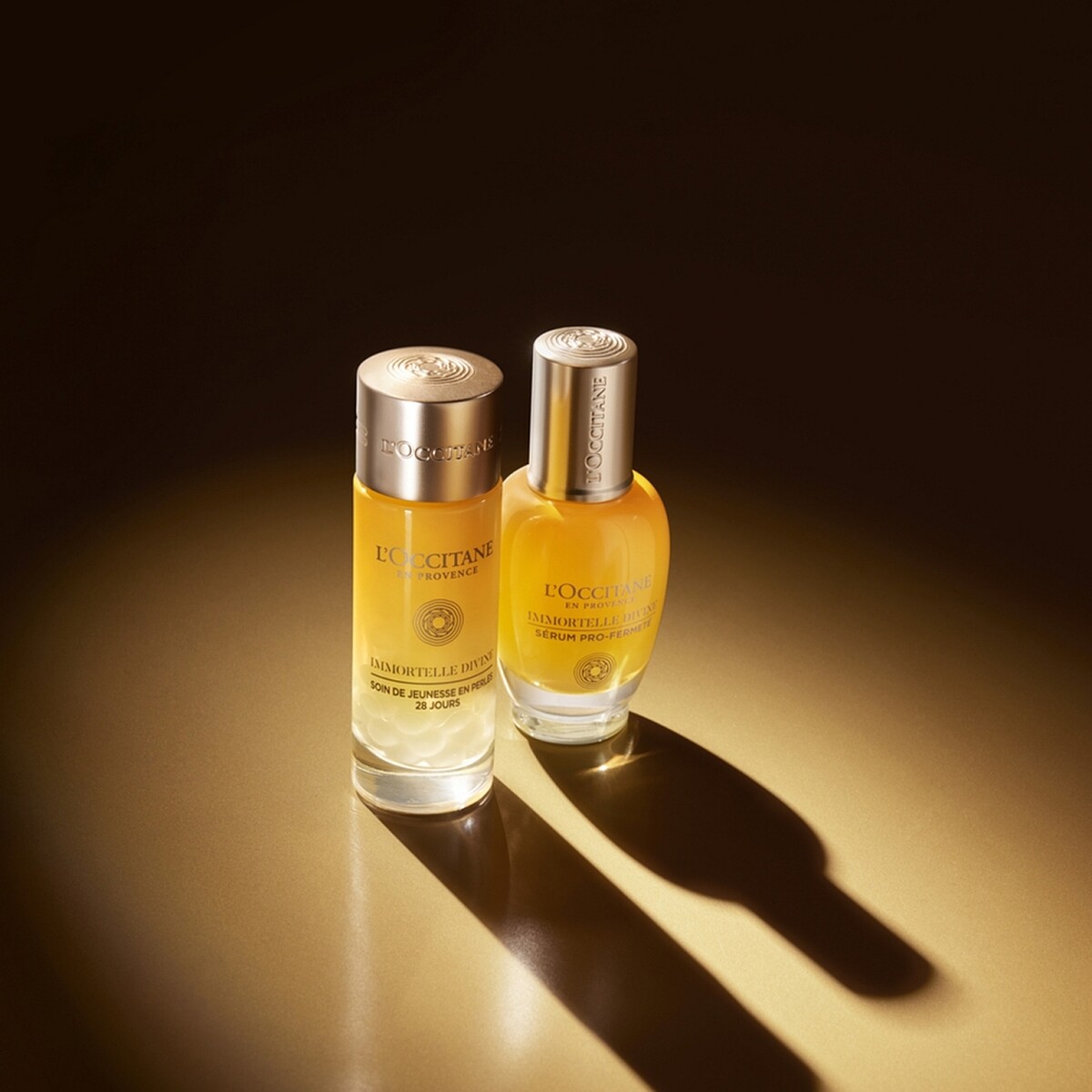 L&rsquo;OCCITANE歐舒丹蠟菊賦活御緻晶球&蠟菊賦活極萃情境照。