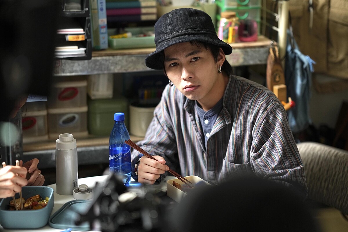 《今夜一起為愛鼓掌》巫建和再談男男戀。