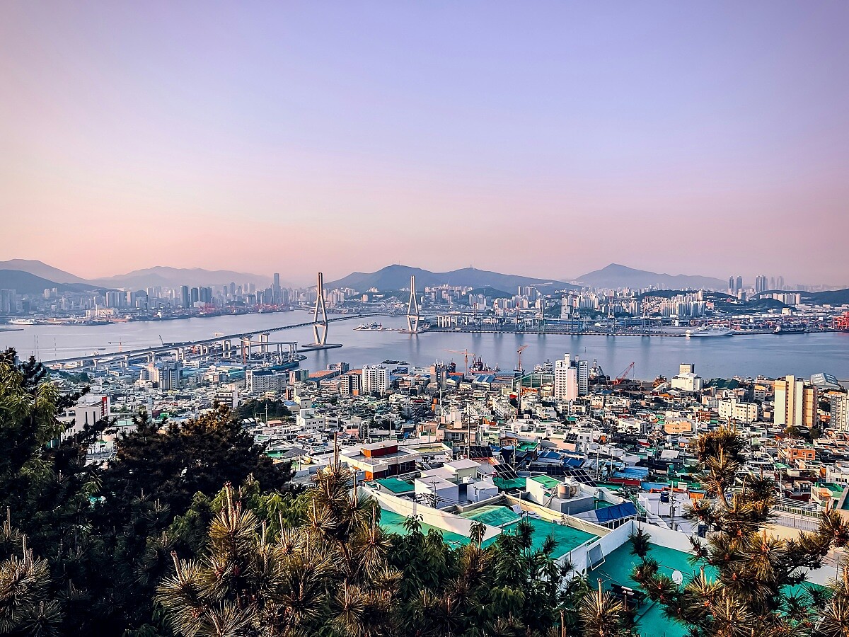 位於釜山南部的「影島」。