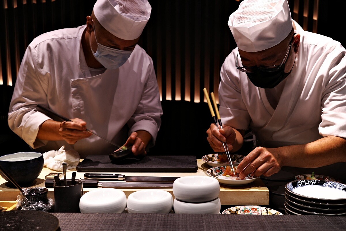 餐廳主打雙主廚聯手料理。