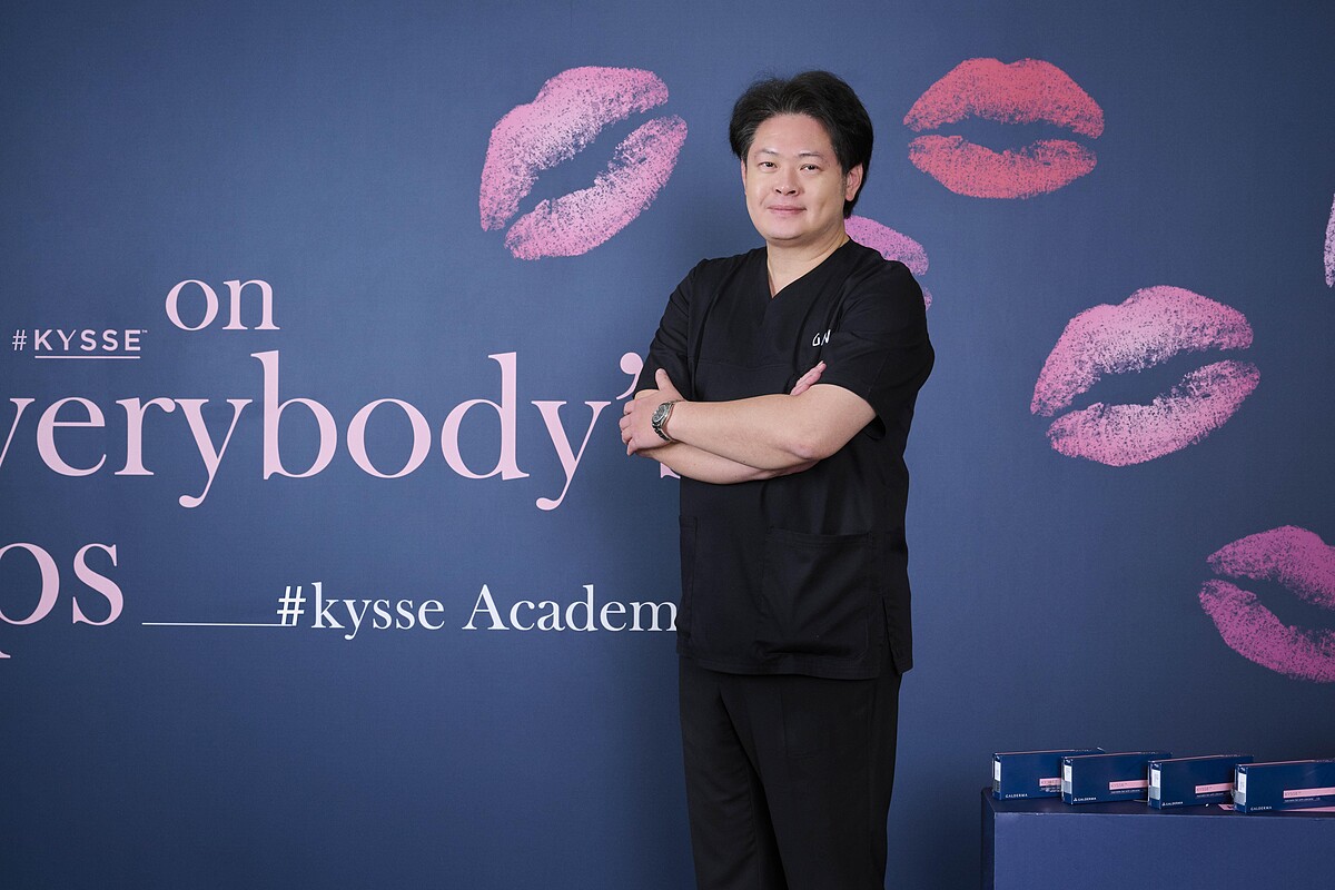 泰國首席美唇醫師Dr. Antony