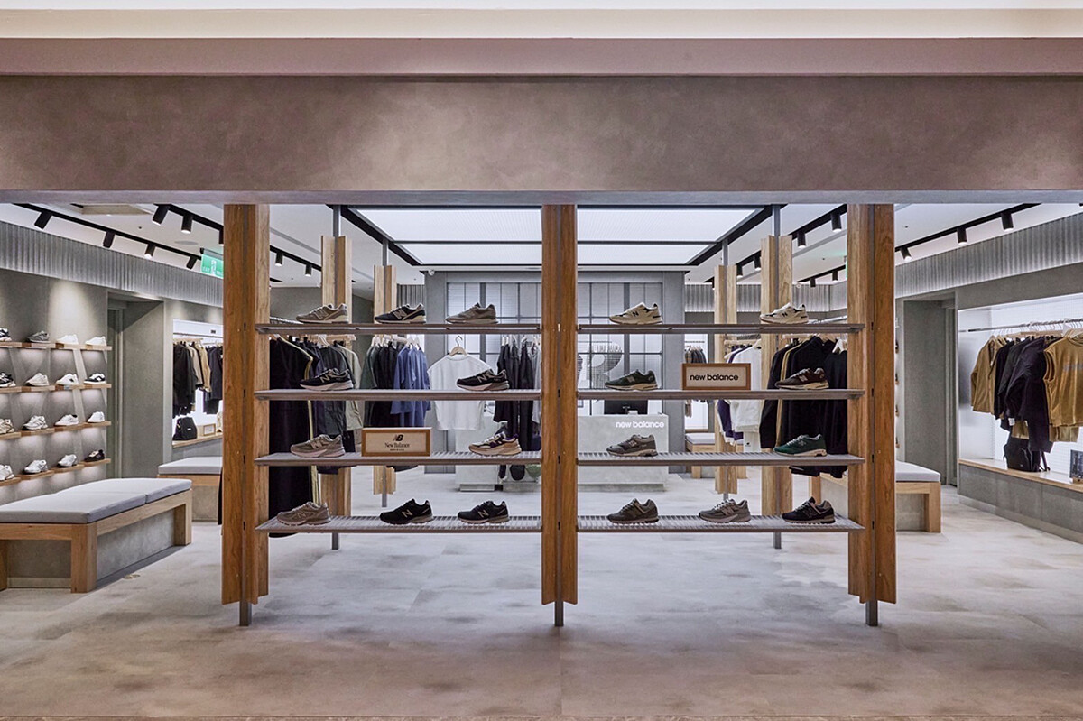 NB GREY台中形象店坐落於新光三越中港店5樓,灰色潮流席捲中台灣