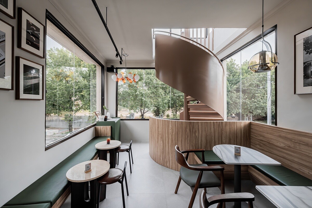 白天擁有明亮通透的光線。