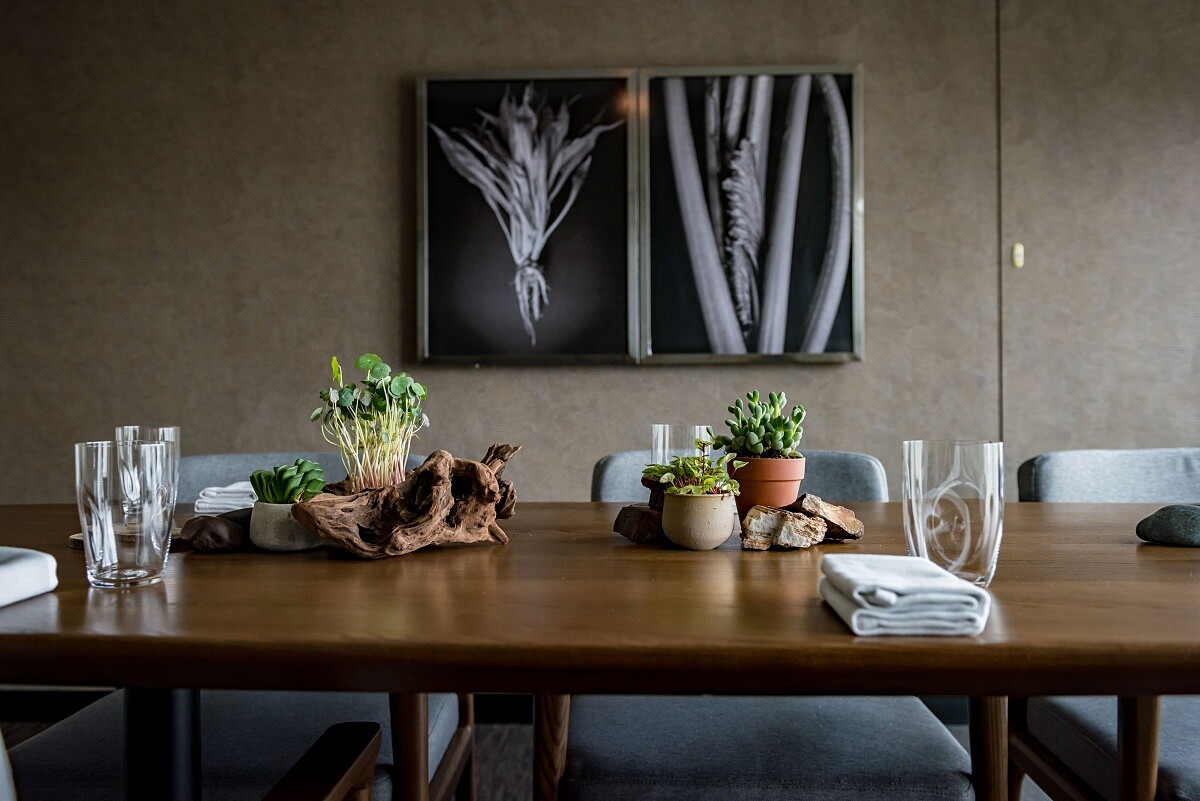 「Roganic Hong Kong」。