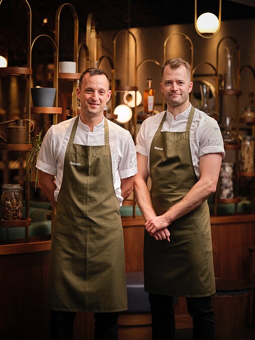 「Roganic Hong Kong」主廚 Adam Catterall 和副主廚 Mark Catchpole 領軍來台。