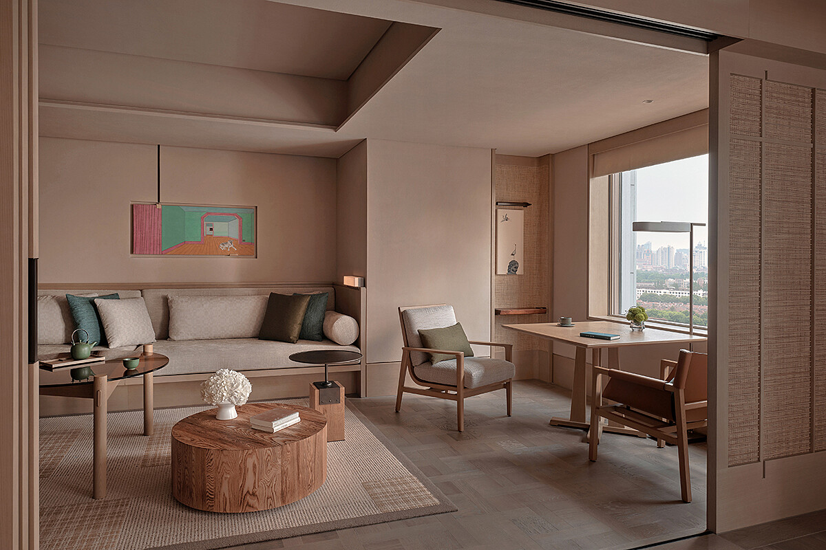 空間融合自然元素和老上海風情。