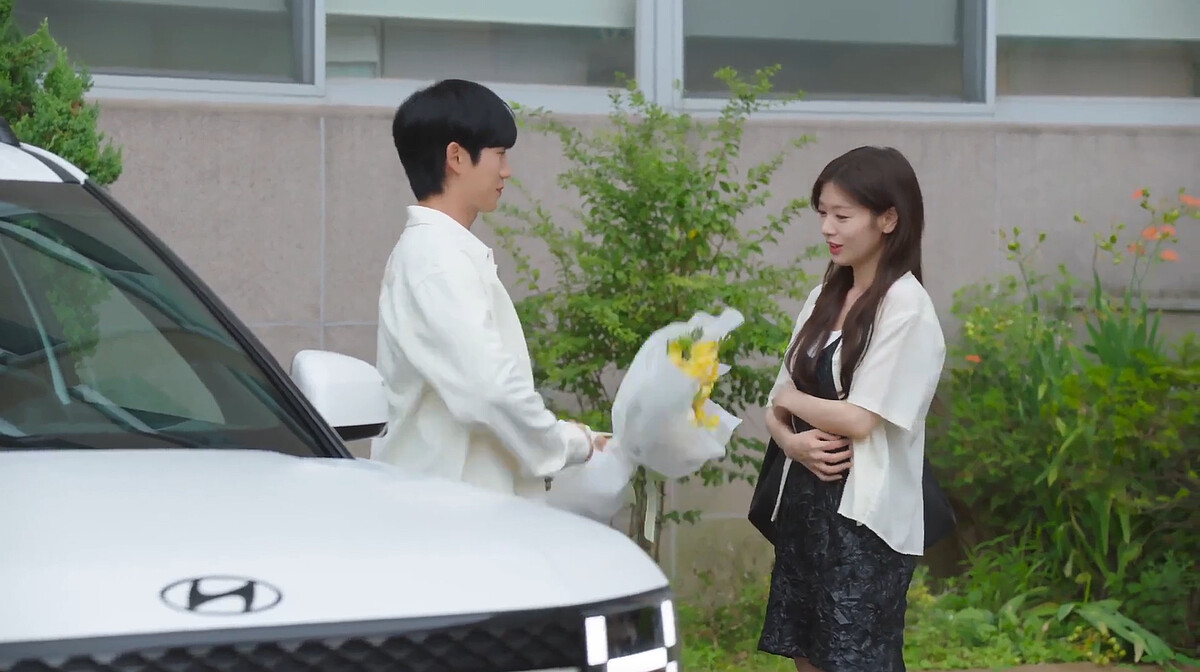 崔承效上演溫馨接送情，但被他土味情話&rdquo;死在你手裡也是快樂的結局&rdquo;給弄油了