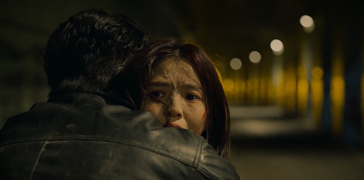 尹采玉臉上出現納人痕跡即將發狂