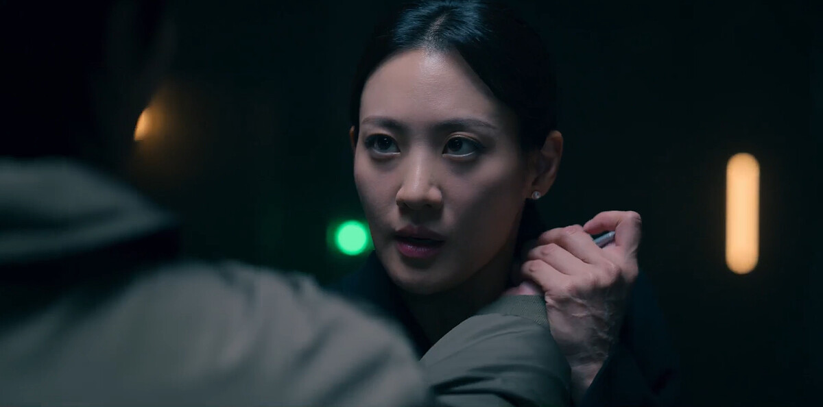 張泰尚以其人之道還至其人之身,把毒針打在前田身上,納人瞬間休眠前田沒了保護