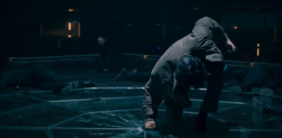 張泰尚比雷神索爾還強,徒手打穿地牢天幕