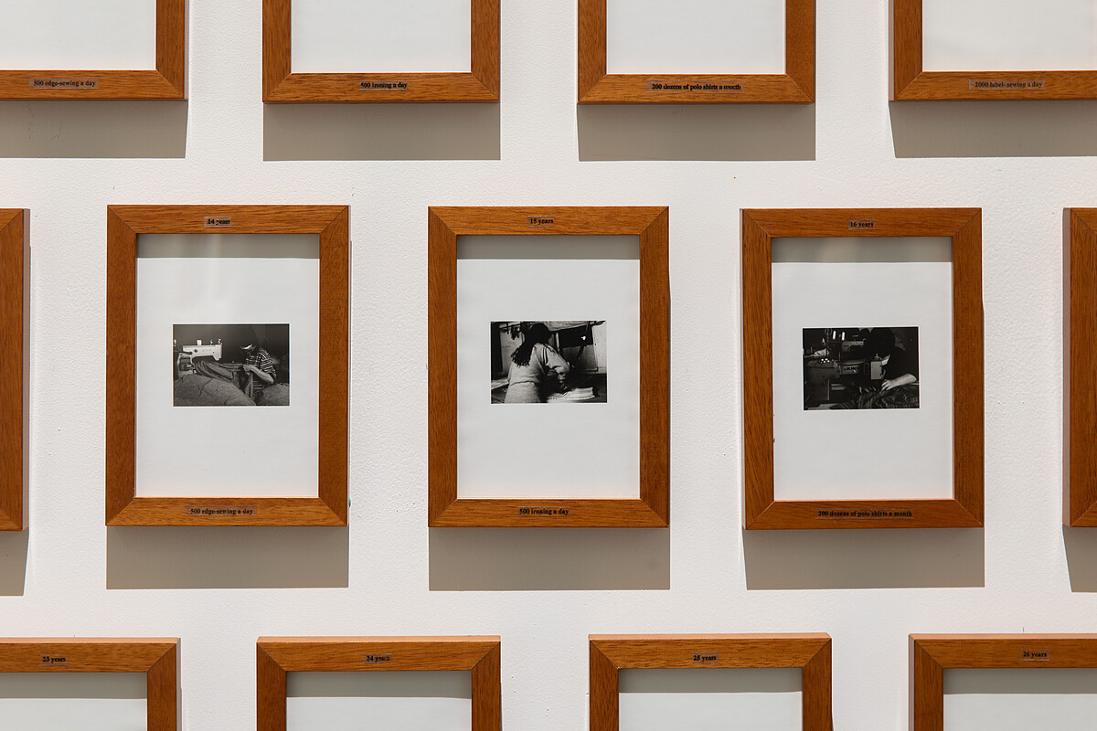 侯淑姿，《青春編織曲(三)》，1997，溴化銀照片，17.7 &times; 12.7公分（&times; 29）。臺北市立美術館典藏。