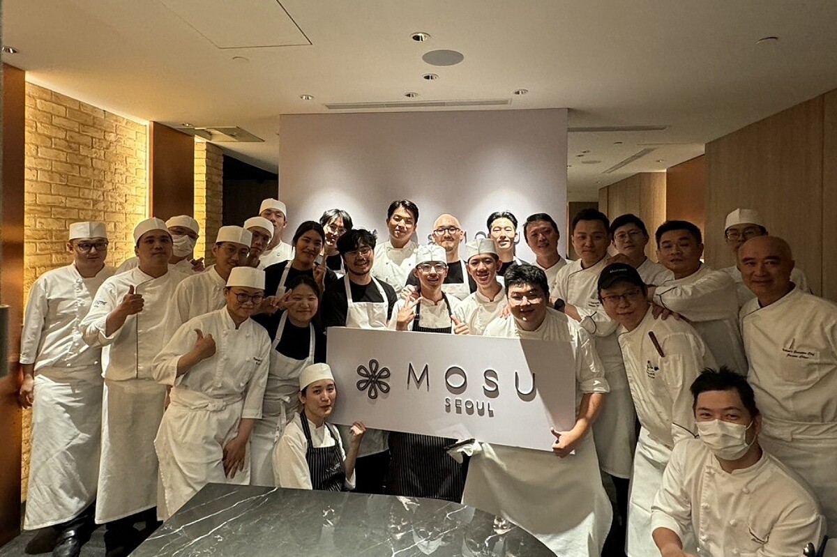 今年六月主廚曾來台客座。