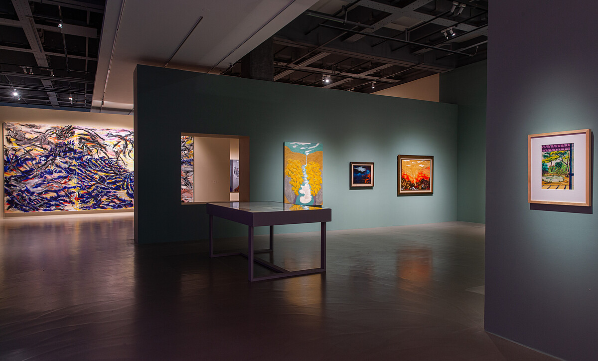 「窗──日常的真實」展場也有窗格的呈現。