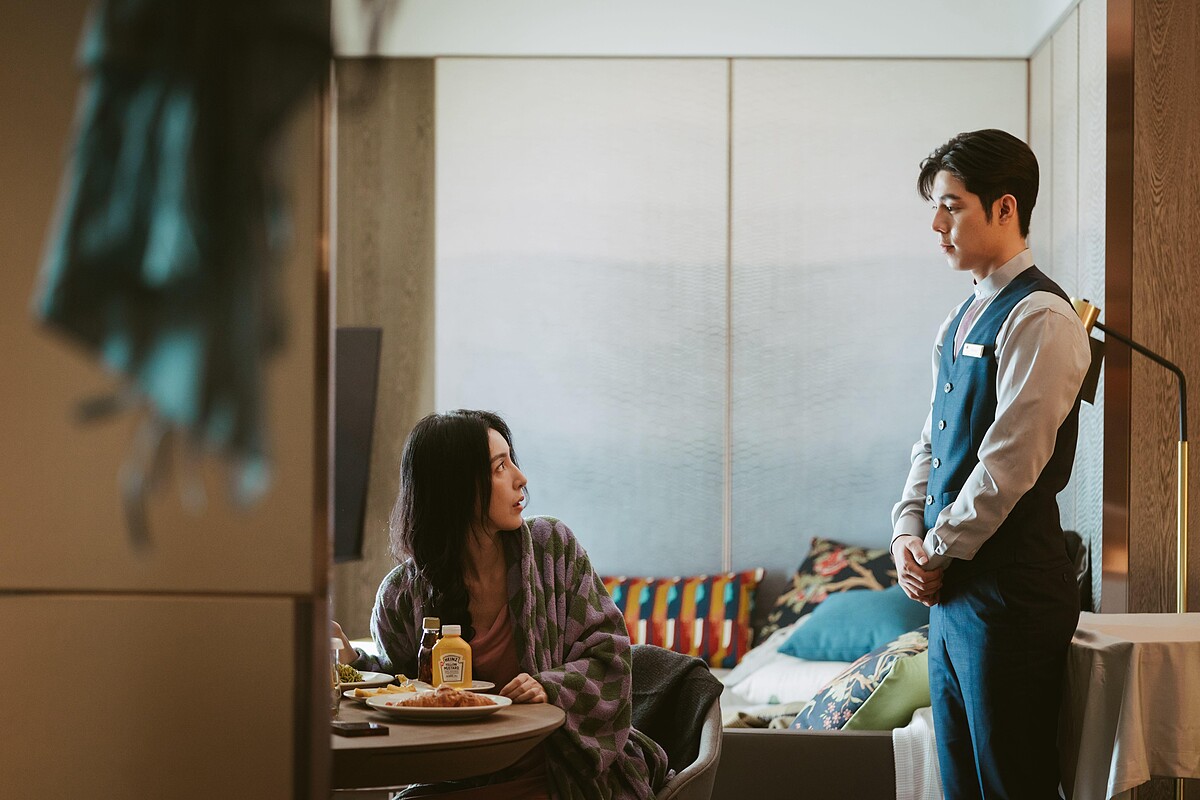 Netflix《影后》新星演員詹懷雲飾演鮮肉房務員曖昧楊謹華