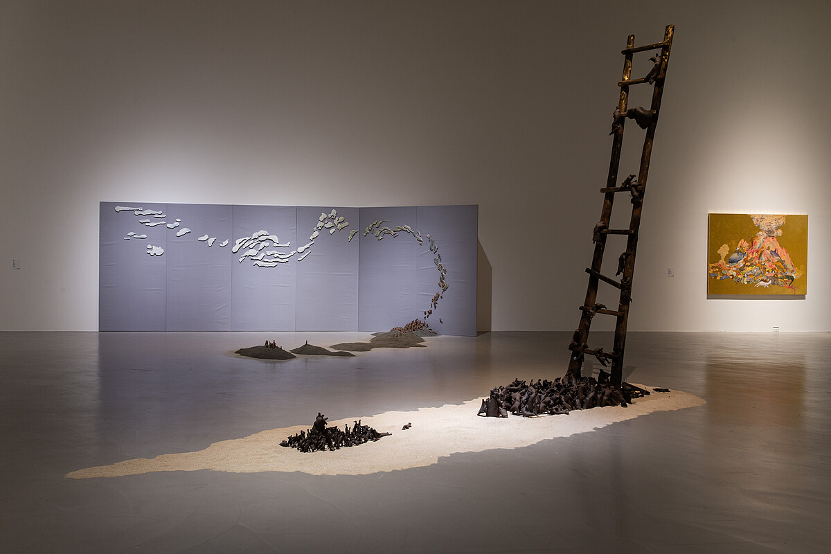 蕭麗虹《老梯子》展出現場。