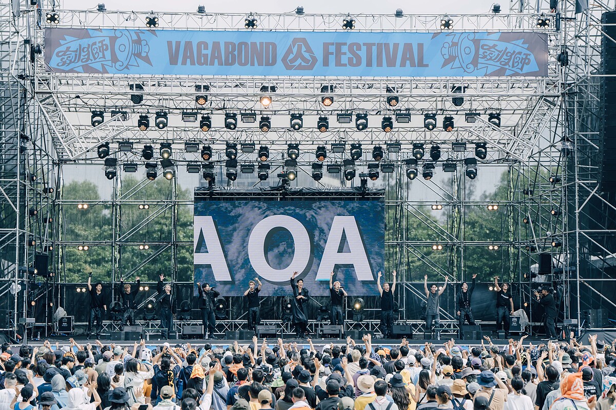 THE JET BOY BANGERZ with special guest EXILE AKIRA