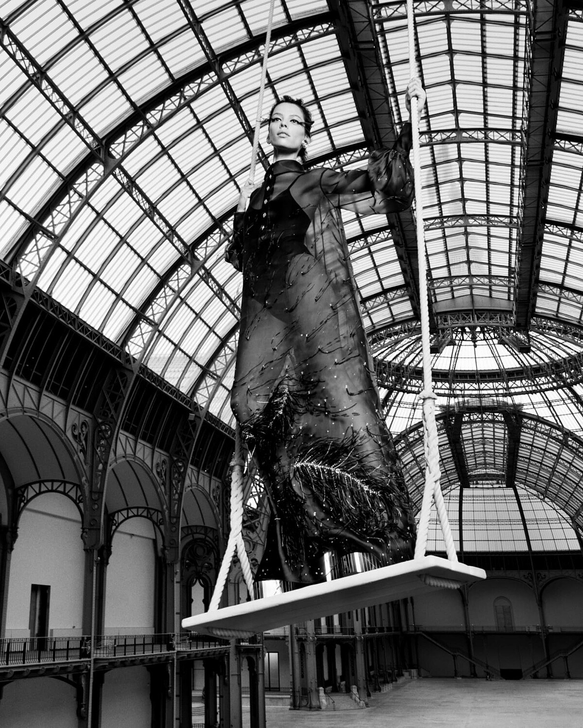 Chanel於秀前發布由由攝影雙人組Inez & Vinoodh所拍攝的前導影樣，預告以自由為靈感。