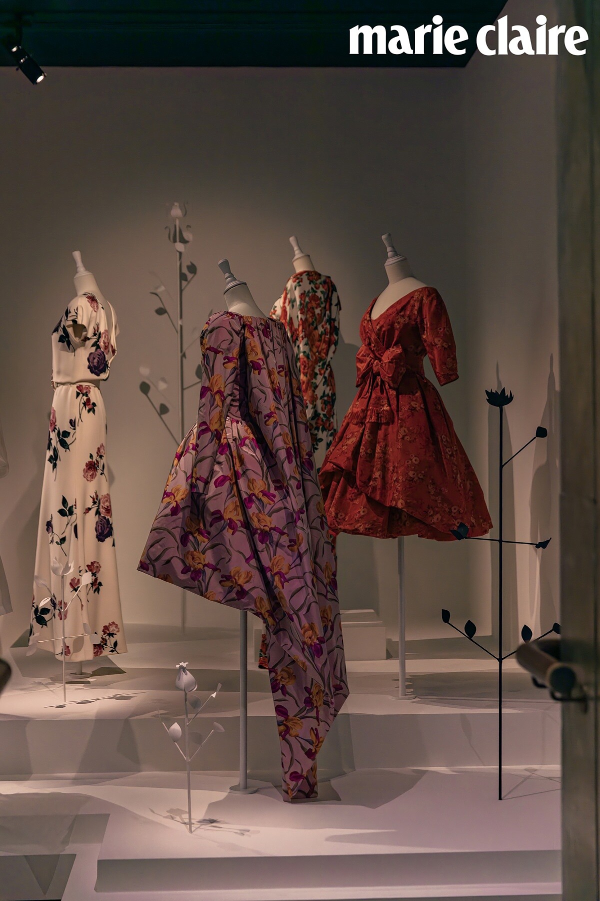 《Les Fleurs d&rsquo;Yves Saint Laurent》展品之一。