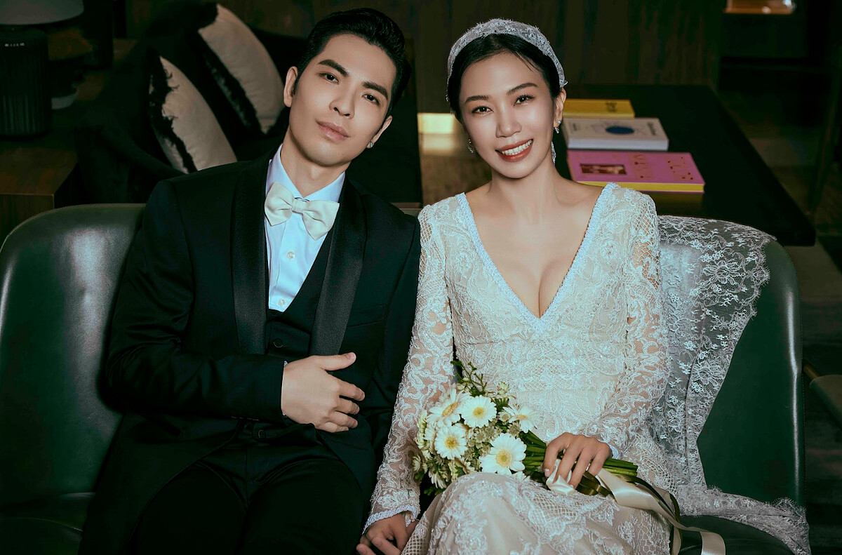 蕭敬騰與Summer婚紗照