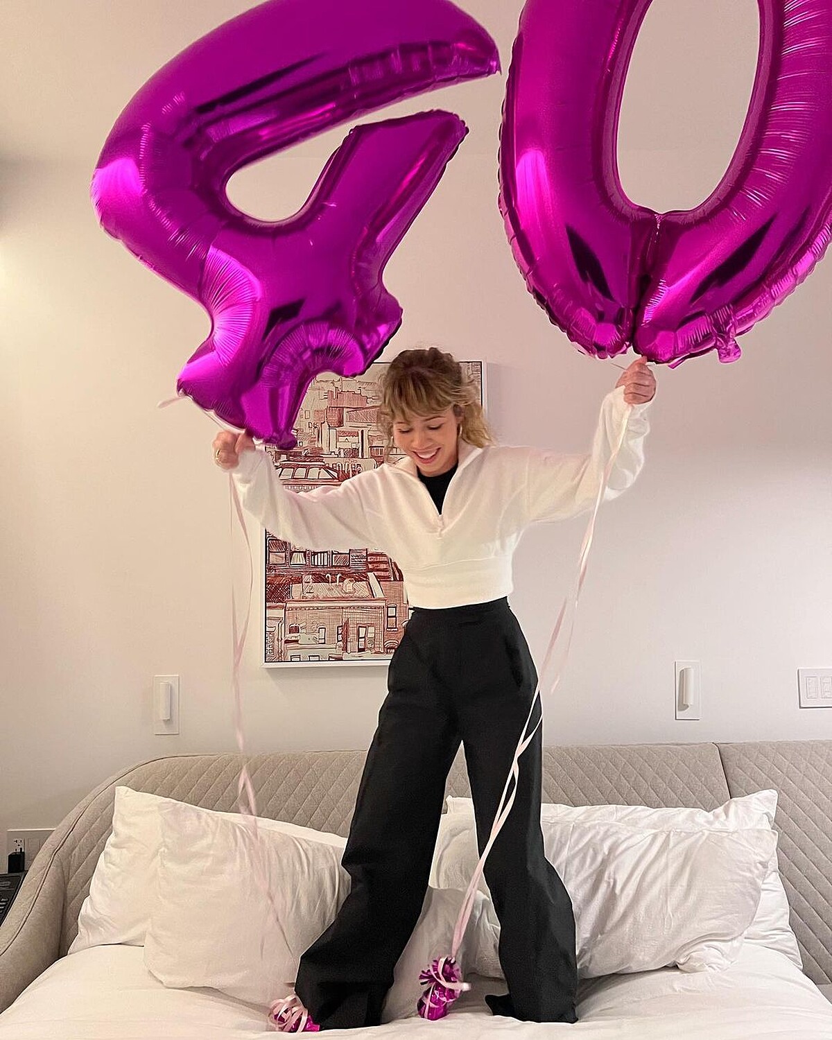 I'm Glad My Mom Died 蟬聯紐約時報暢銷書榜40週。