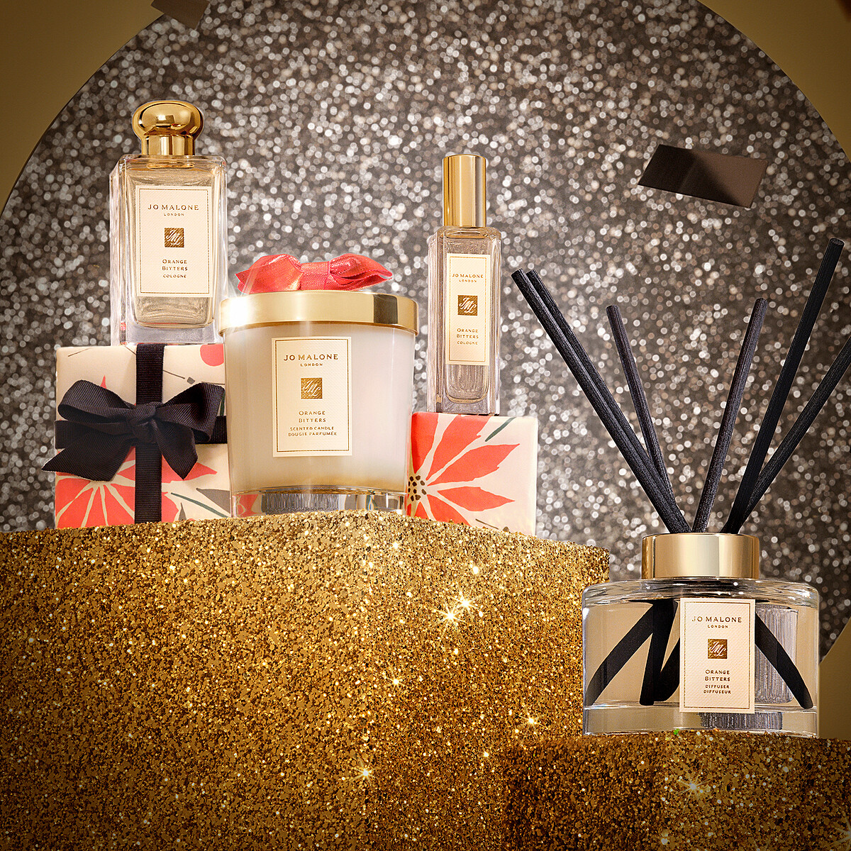 Jo Malone London 2024聖誕苦橙香水30ml，NT3,000、100ml，NT6,050。苦橙香氛工藝蠟燭200g，NT2,850。苦橙擴香，NT4,150