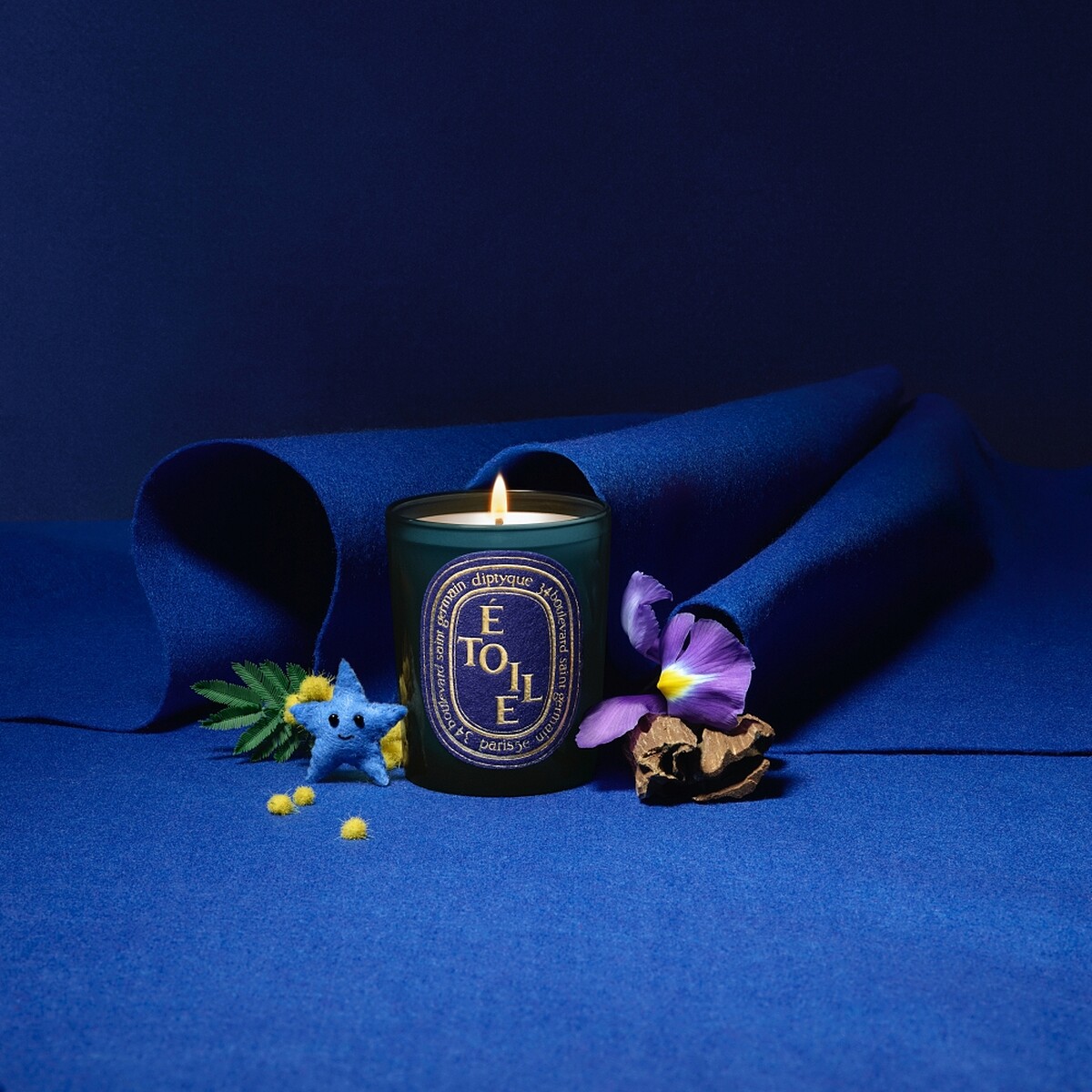 Diptyque 2024聖誕限量Étoile星星蠟燭70g，NT1,600、190g，NT2,700