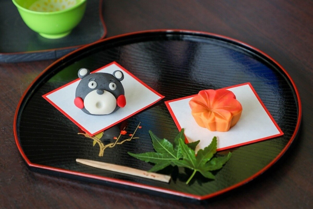 體驗製作熊本熊造型的和菓子。