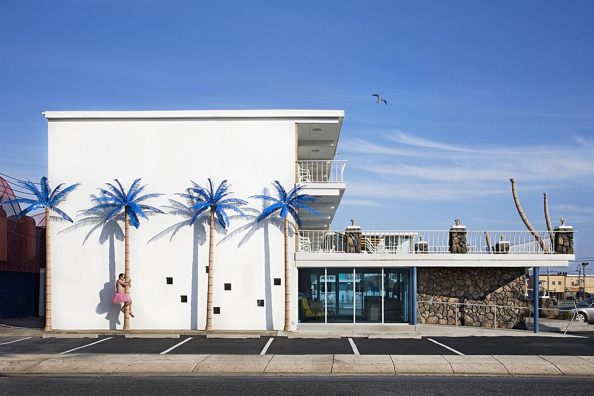 拍攝於 Blue Palms Wildwood, New Jersey 藍色棕櫚樹 新澤西州野伍德，從他的作品中可以感受到「微笑，是不需要處方籤的藥。」