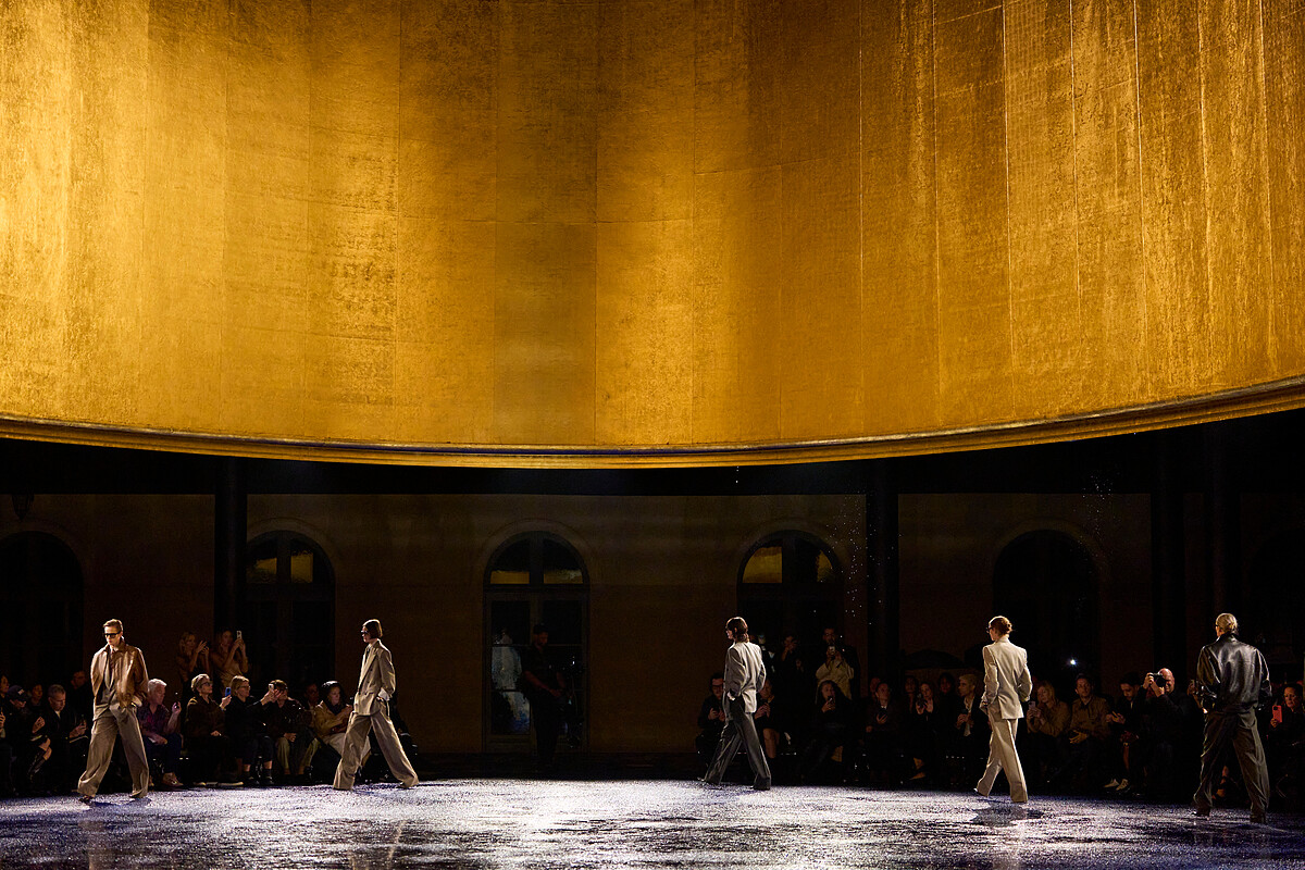 Saint Laurent SS25。