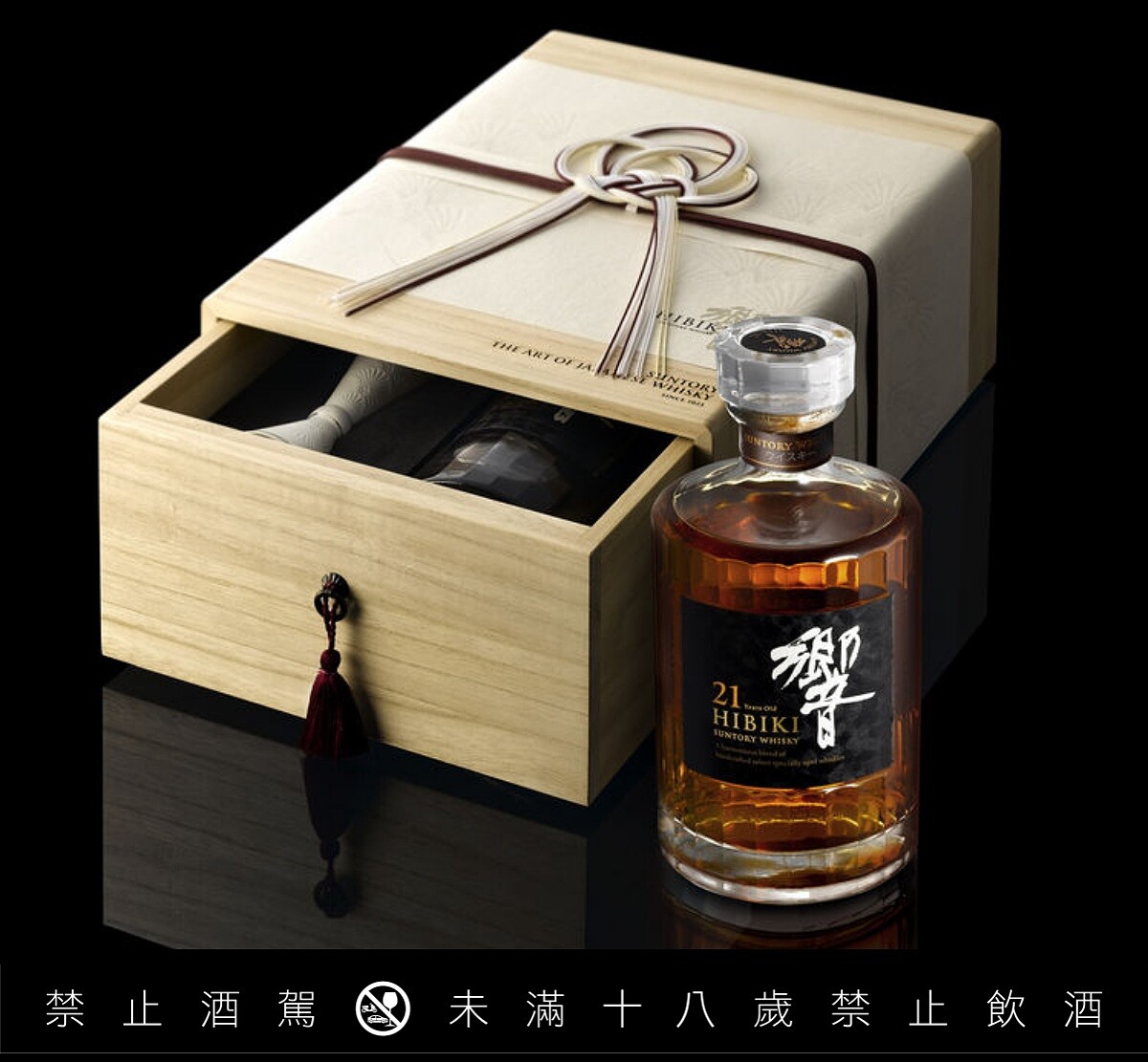 2012年獲得了「iF產品設計獎」（iF Product Design Award）。