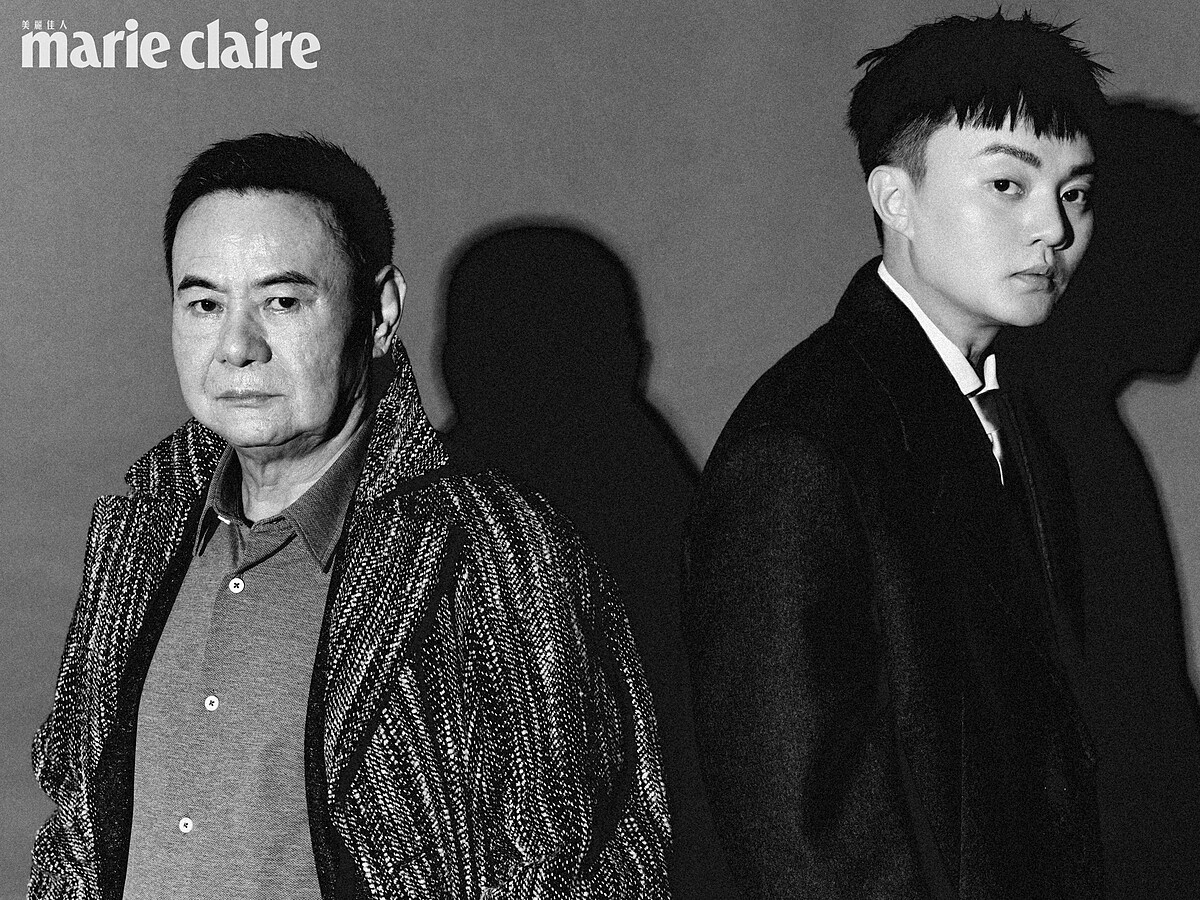 蔡振南/灰色襯衫、黑色西裝外套、格紋長版大衣,all by Boss。許富凱/鐵灰色羊毛西裝外套、淺粉色撞色衣領襯衫、鐵灰色羊毛長褲、綠色絲質領帶,all by Prada。