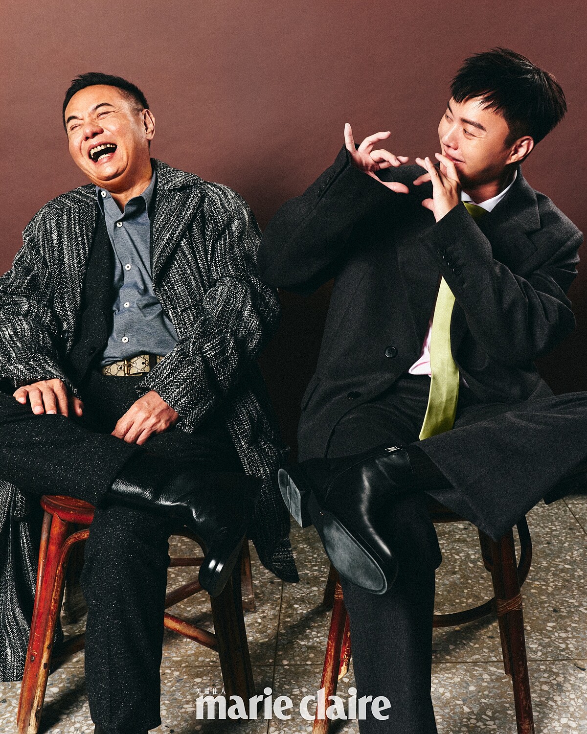 許富凱/鐵灰色羊毛西裝外套、淺粉色撞色衣領襯衫、鐵灰色羊毛長褲、綠色絲質領帶,all by Prada;黑色短靴,Boss。