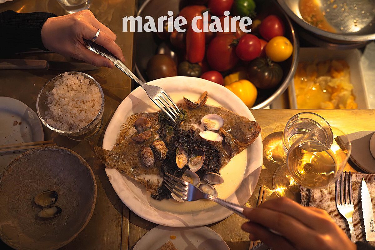 當日菜單上的「檸檬鰈魚佐蛤蜊與新鮮海苔」。