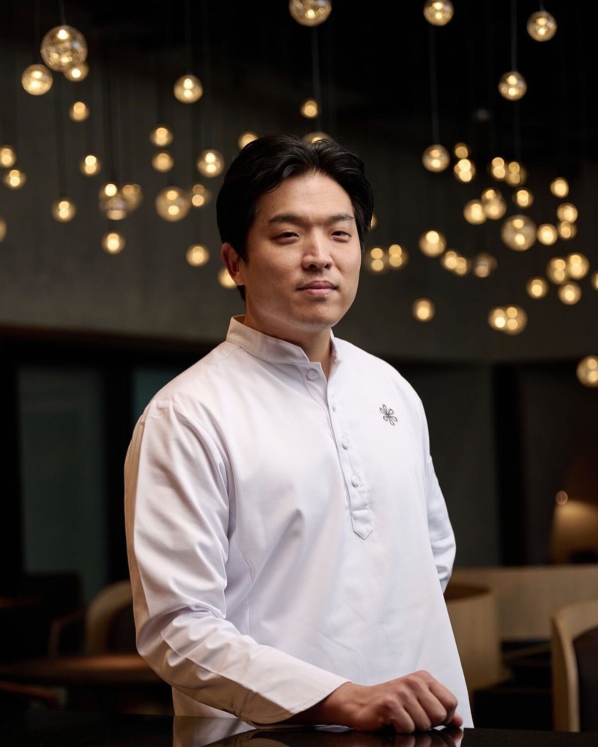 主廚安成宰（Sung Anh）。