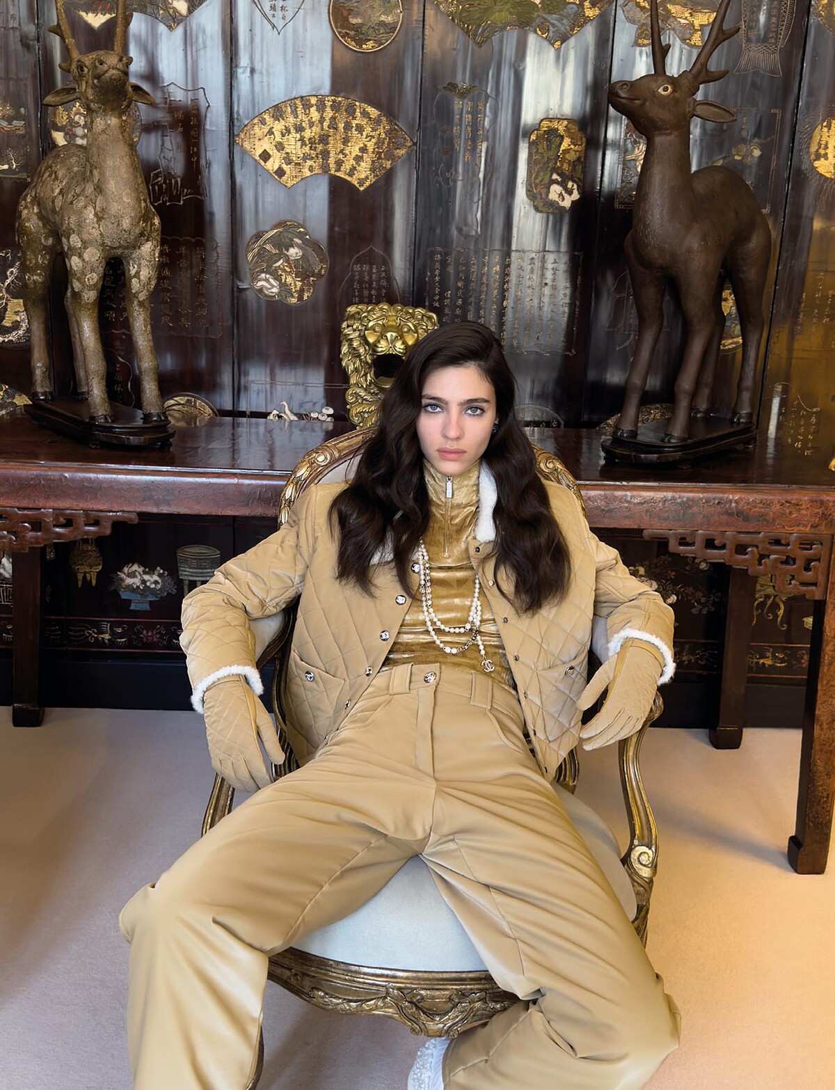 Chanel 推出秋冬復古浪漫的Coco Neige系列。