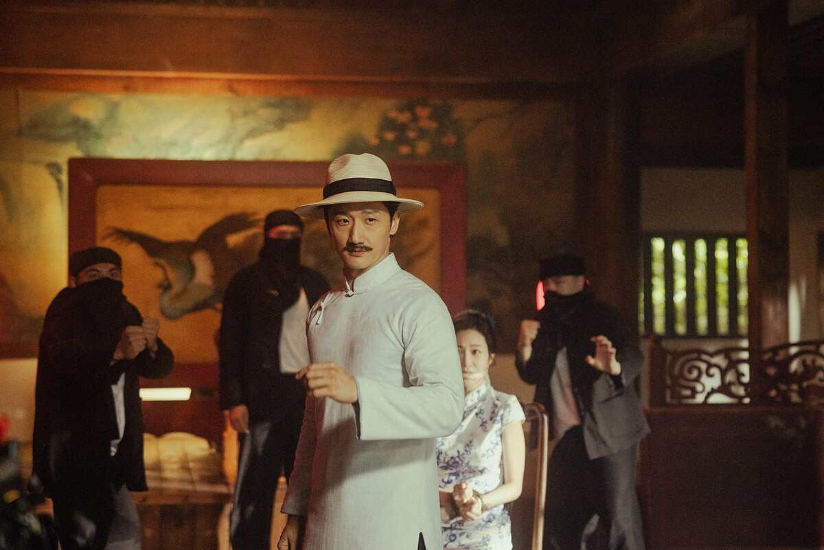 實力派金獎男星高英軒參演阿跨面〈愛了傷過份〉MV