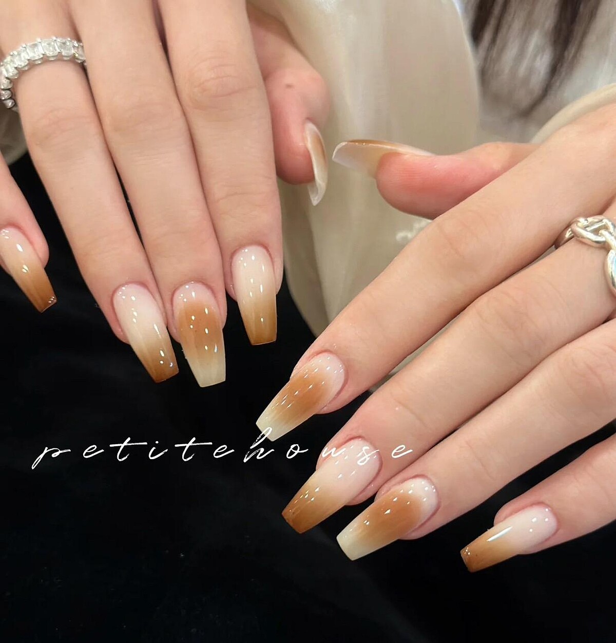 小紅書：Petite House