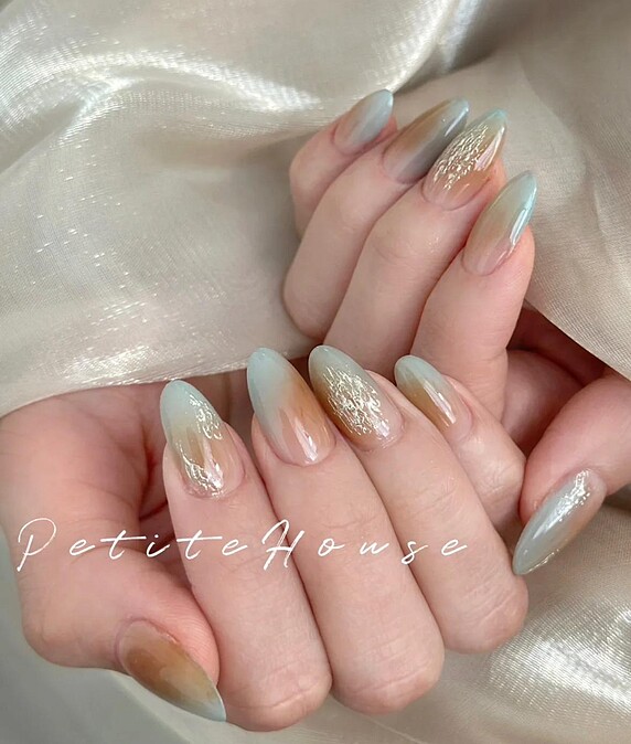 小紅書：Petite House