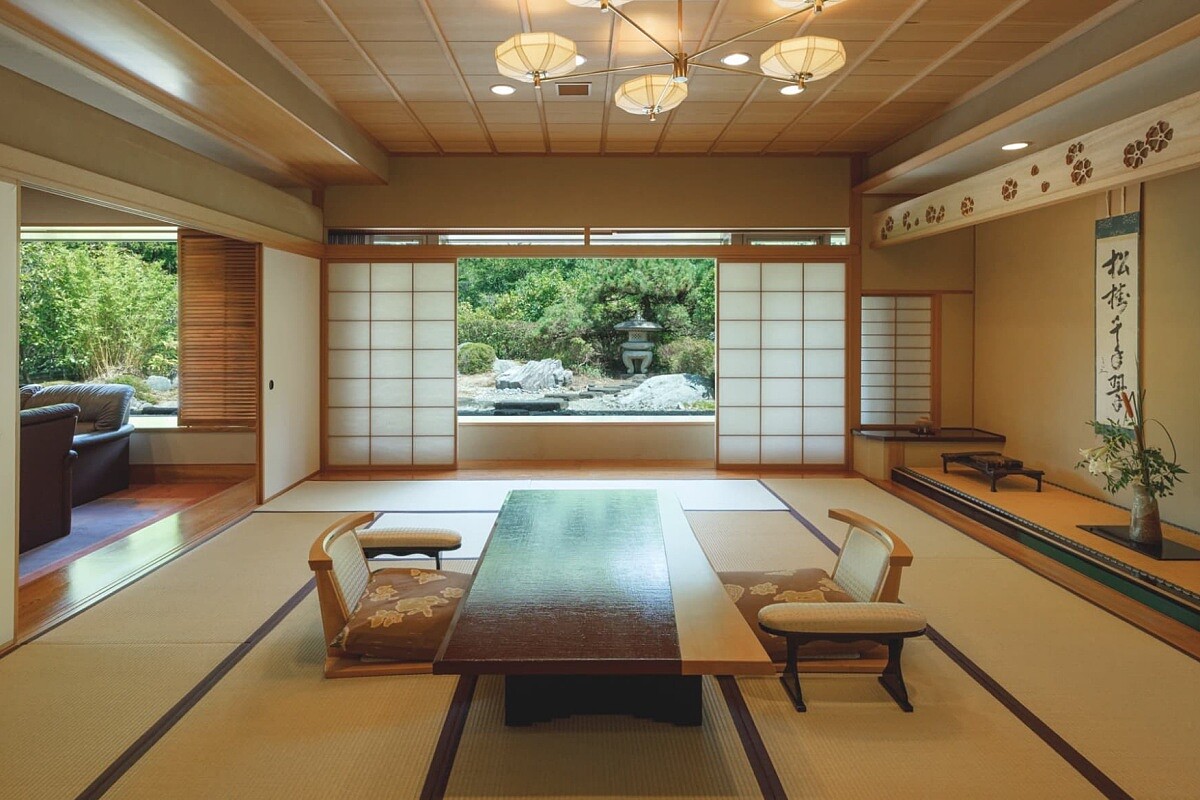 「大谷山莊」。