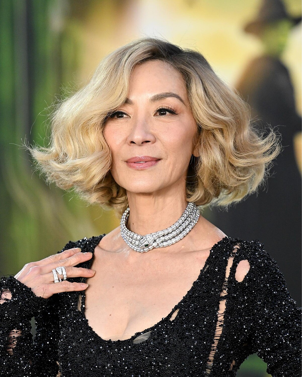 楊紫瓊出席11月 9日於美國洛杉磯舉辦的電影 《魔法壞女巫》（Wicked）首映會