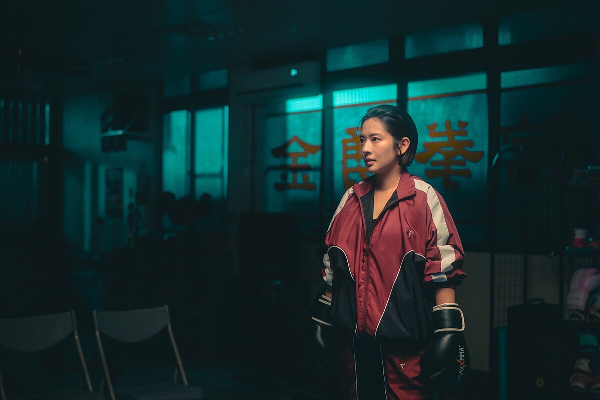 周采詩飾演陳淑芬。